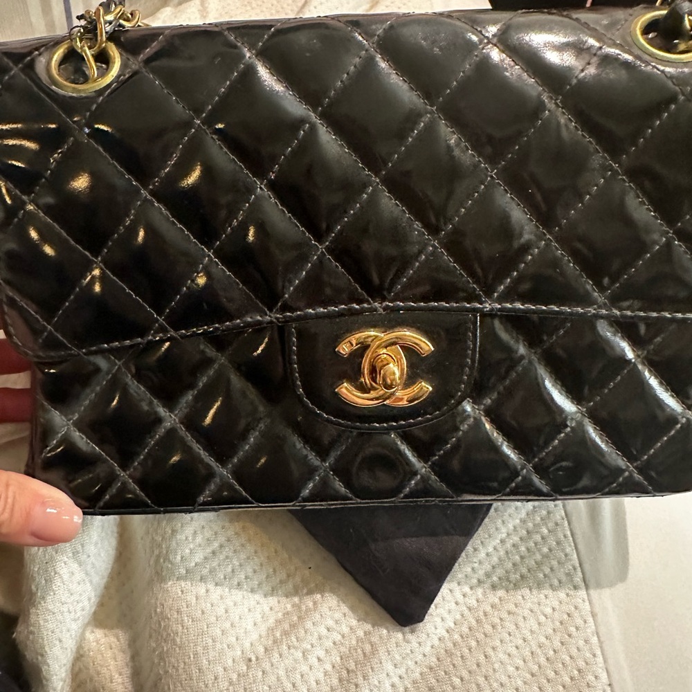 Authentic Chanel purse with authenticity card, and just bag. Purchased in 1996. - Picture 12 of 16